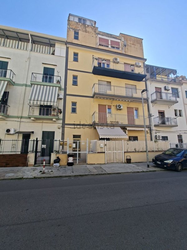 appartamento in vendita a Palermo in zona Pallavicino