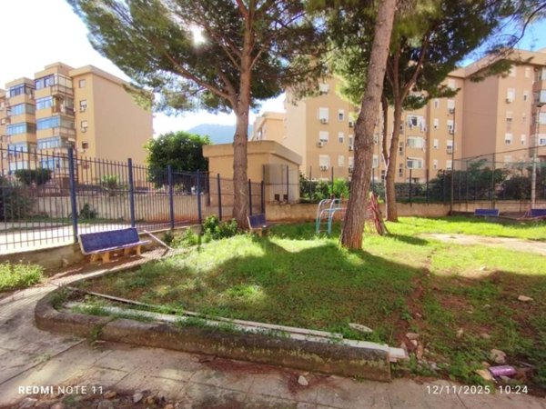 appartamento in vendita a Palermo in zona Villagrazia/Falsomiele
