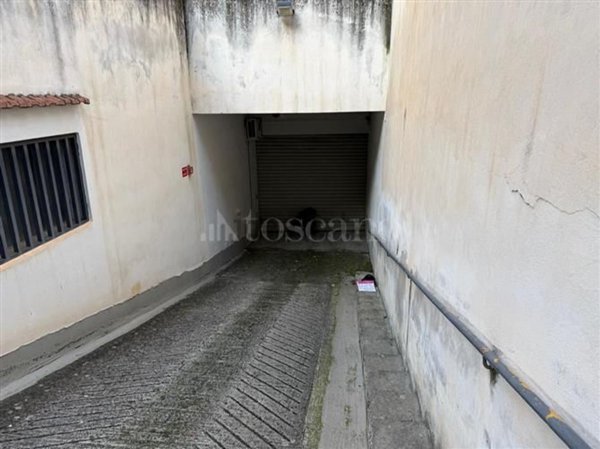 locale di sgombero in vendita a Palermo in zona Uditore