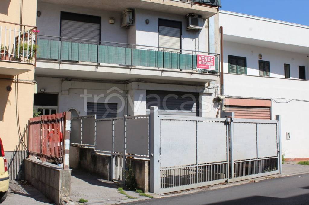 appartamento in vendita a Palermo