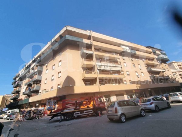 appartamento in vendita a Palermo in zona Montegrappa / Santa Rosalia