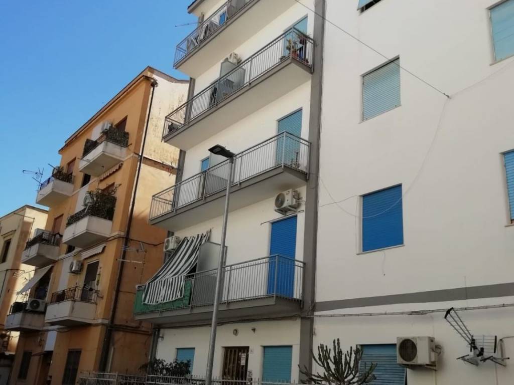 appartamento in vendita a Palermo in zona San Lorenzo
