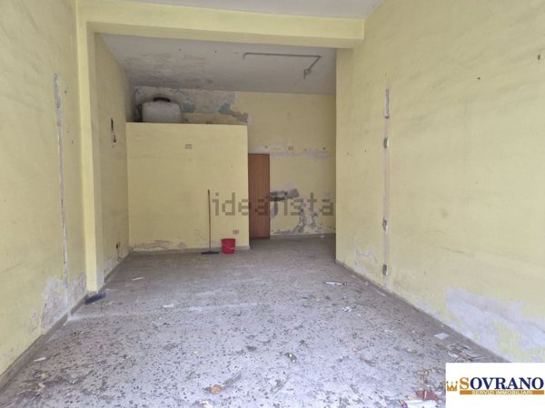 locale commerciale in vendita a Palermo in zona Partanna