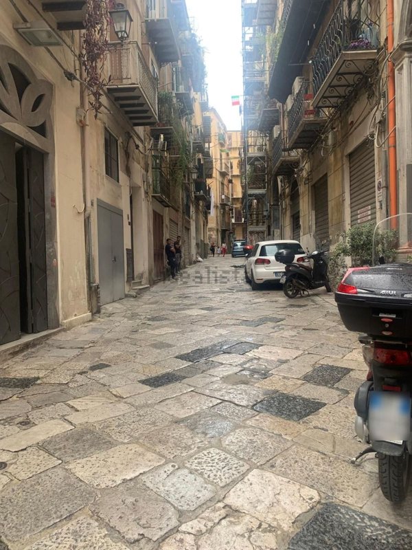 appartamento in vendita a Palermo in zona Centro storico