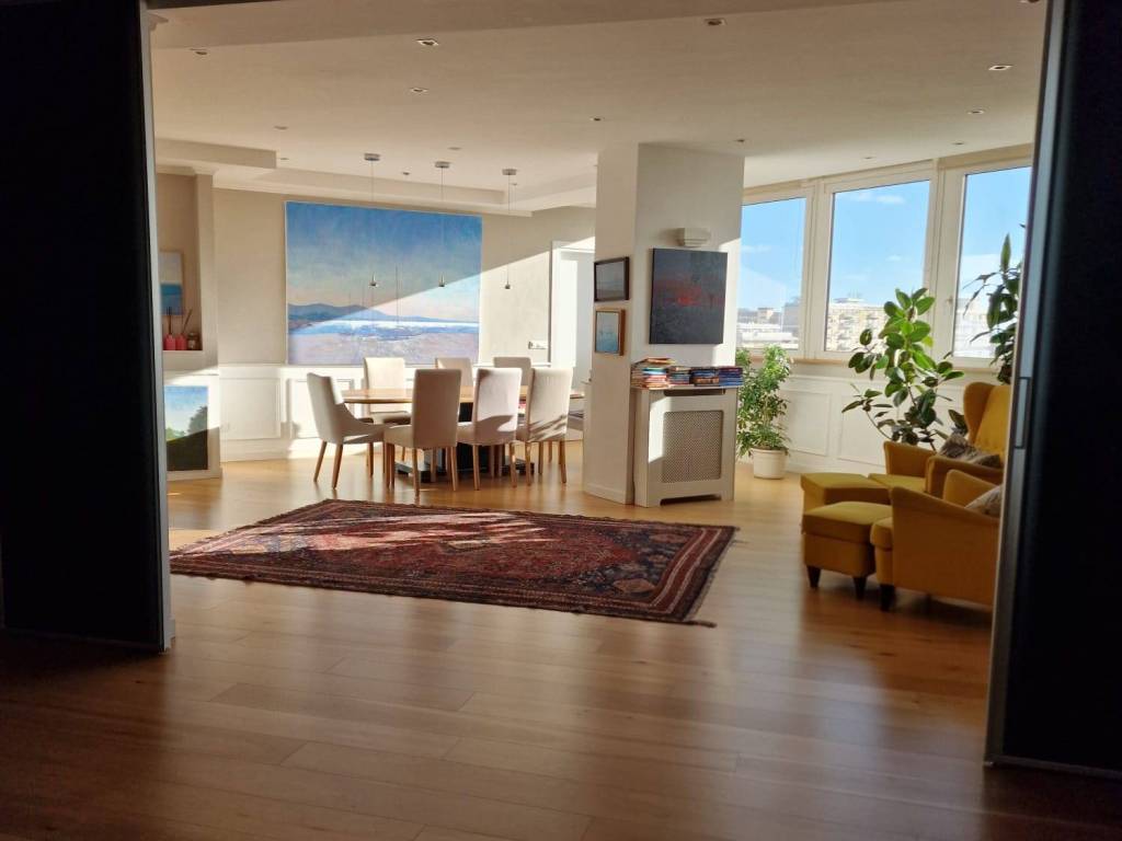 appartamento in vendita a Palermo in zona Malaspina/Palagonia