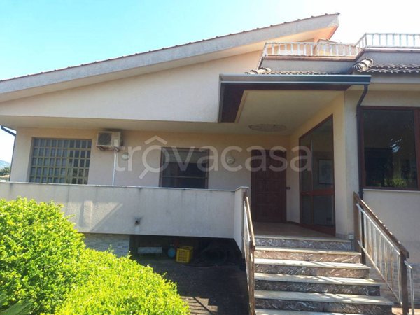 casa indipendente in vendita a Palermo in zona Tommaso Natale
