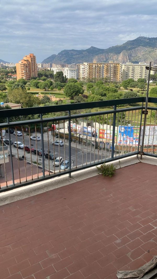 appartamento in vendita a Palermo in zona Uditore