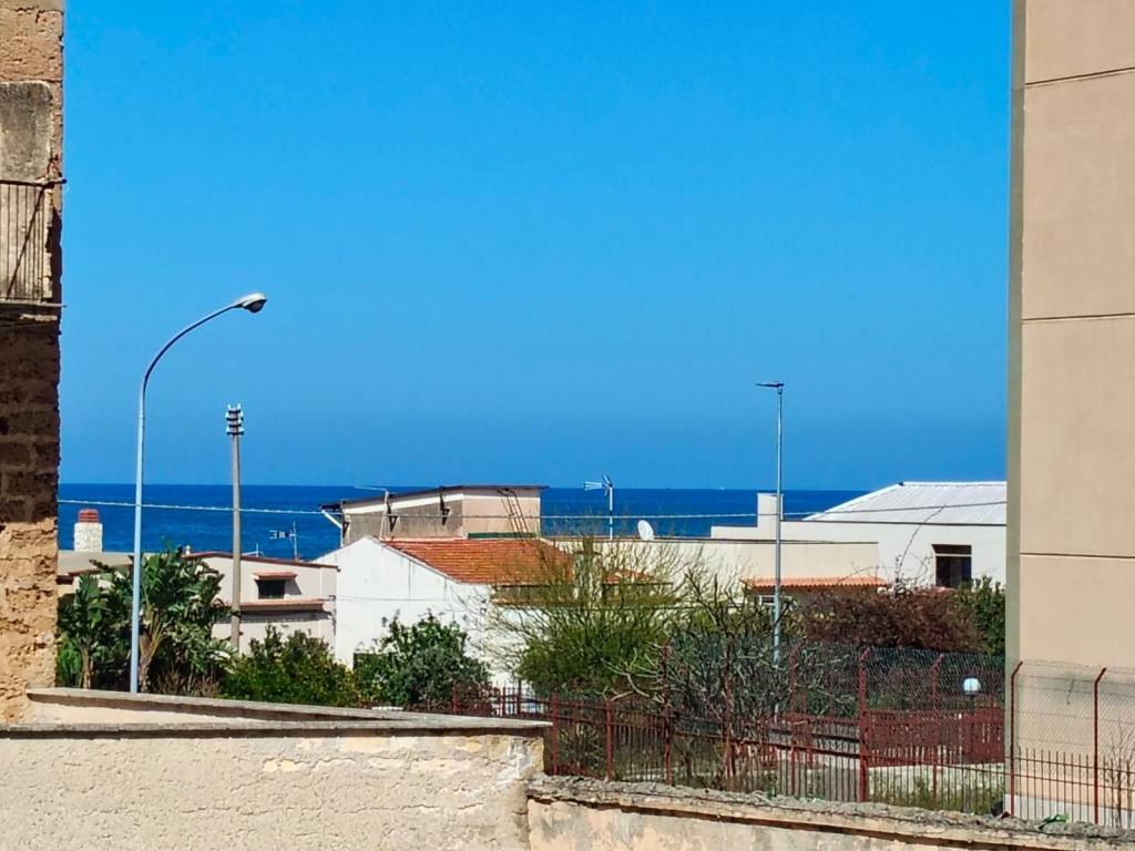 appartamento in vendita a Palermo in zona Acqua dei Corsari