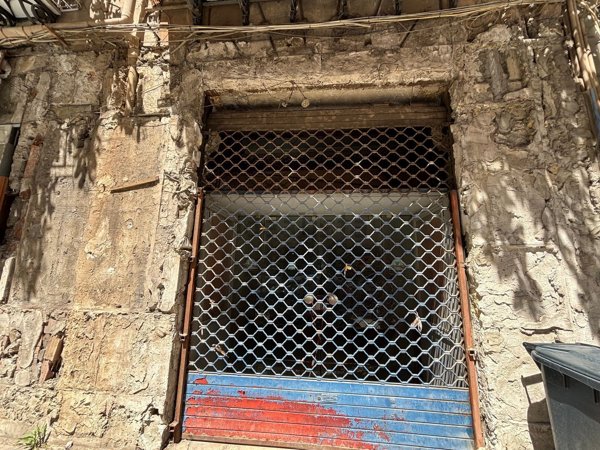 locale commerciale in vendita a Palermo in zona Libertà