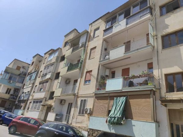 appartamento in vendita a Palermo in zona Montegrappa / Santa Rosalia