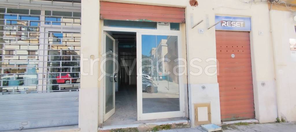 negozio in vendita a Palermo in zona San Lorenzo