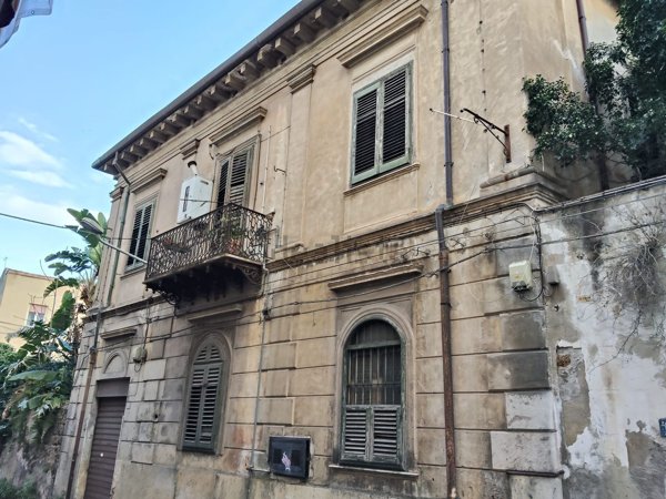 casa indipendente in vendita a Palermo in zona Noce