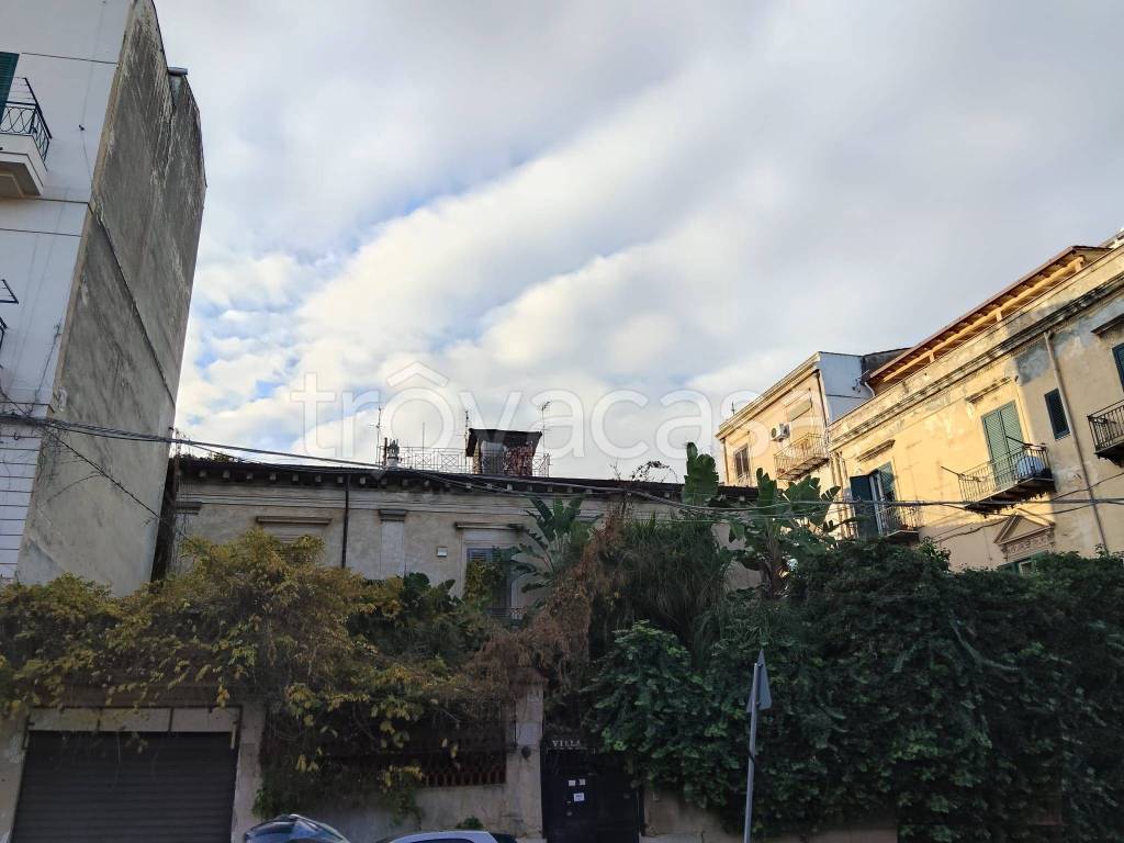 casa indipendente in vendita a Palermo in zona Noce