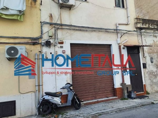 intera palazzina in vendita a Palermo in zona Cruillas