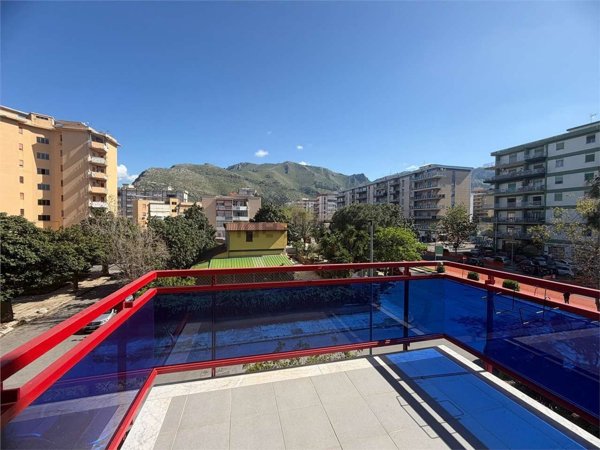appartamento in vendita a Palermo in zona Oreto