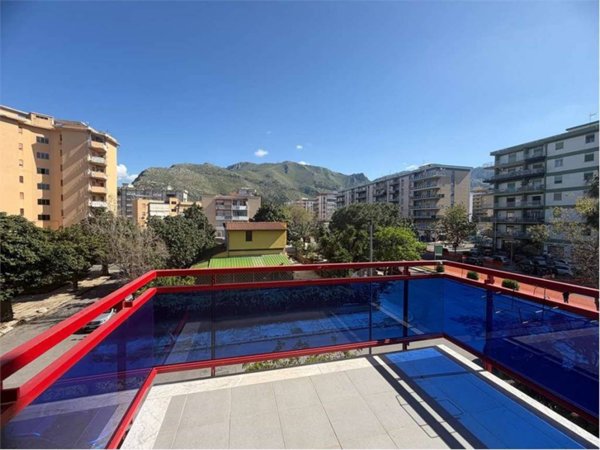 appartamento in vendita a Palermo in zona Oreto