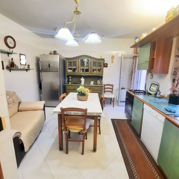 appartamento in vendita a Palermo in zona Santa Maria di Gesù