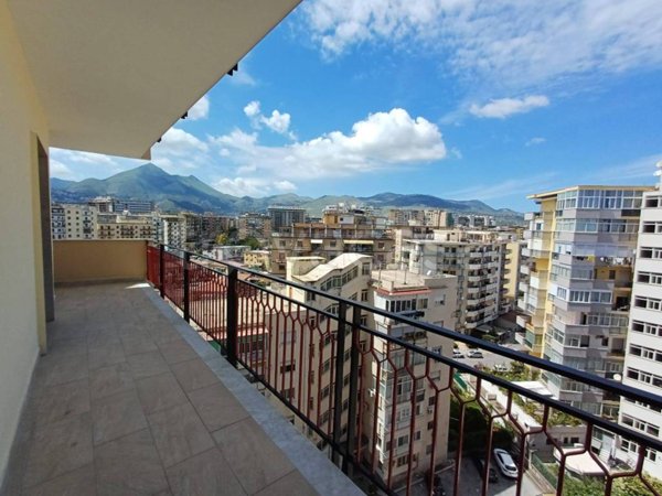 appartamento in vendita a Palermo in zona Noce