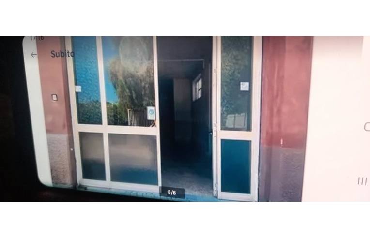 locale commerciale in vendita a Palermo in zona Calatafimi / Cuba