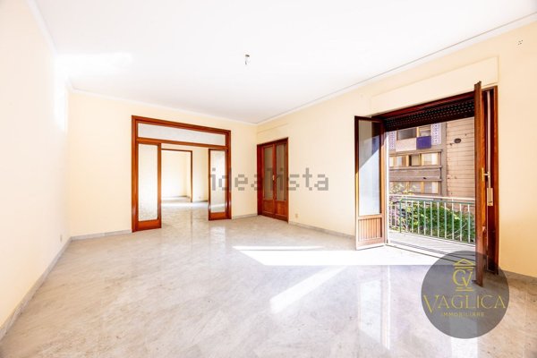 appartamento in vendita a Palermo in zona Politeama