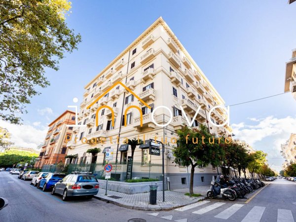 appartamento in vendita a Palermo in zona Libertà