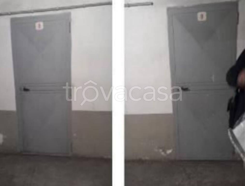 locale commerciale in vendita a Palermo in zona Zisa