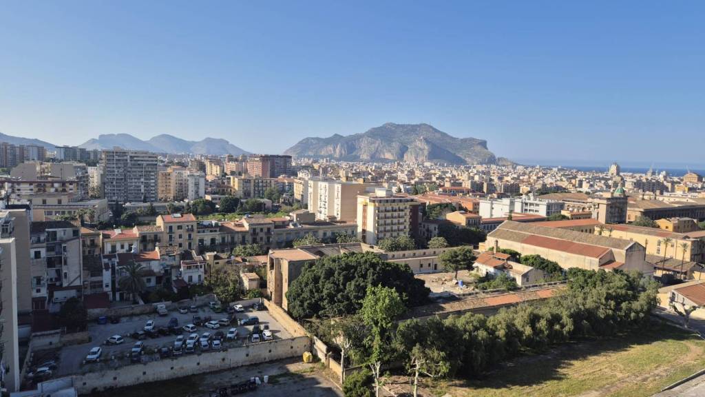 appartamento in vendita a Palermo in zona Calatafimi / Cuba