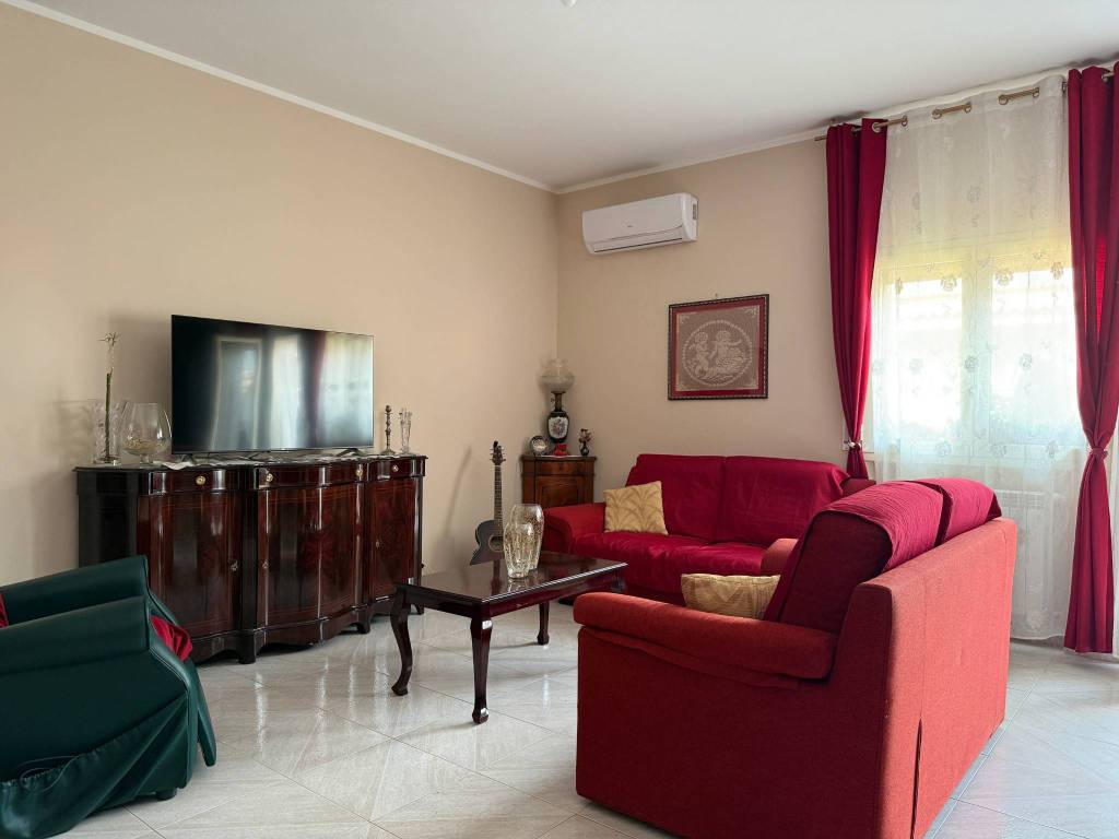 appartamento in vendita a Palermo in zona Chiavelli