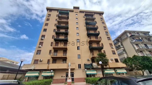 appartamento in vendita a Palermo in zona Roccella
