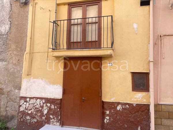 appartamento in vendita a Palermo in zona Oreto