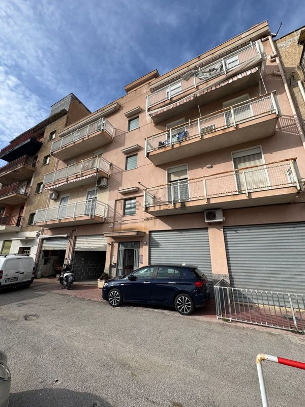 appartamento in vendita a Palermo in zona Settecannoli