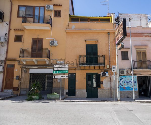 appartamento in vendita a Palermo in zona Sferracavallo