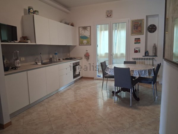 appartamento in vendita a Palermo in zona Malaspina/Palagonia