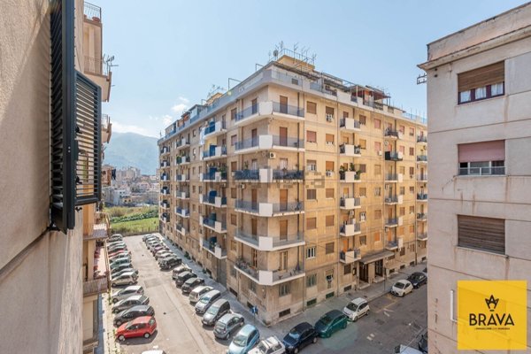 appartamento in vendita a Palermo in zona Oreto