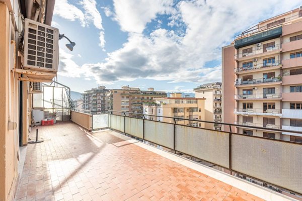 appartamento in vendita a Palermo