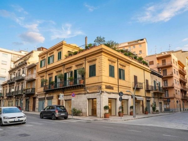 appartamento in vendita a Palermo in zona Libertà