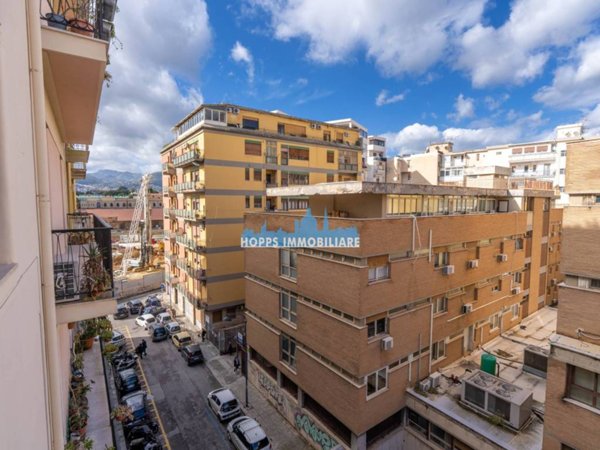 appartamento in vendita a Palermo in zona Libertà