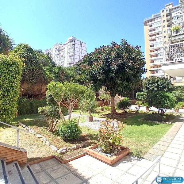 appartamento in vendita a Palermo in zona Montepellegrino