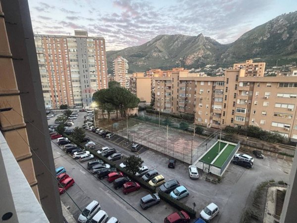 appartamento in vendita a Palermo in zona Oreto