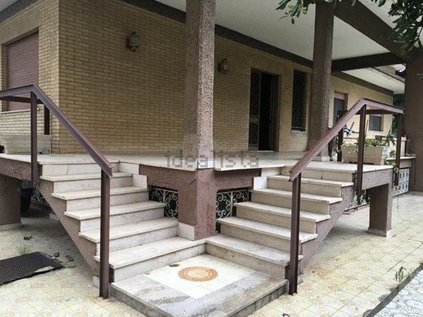 casa indipendente in vendita a Palermo in zona Sferracavallo
