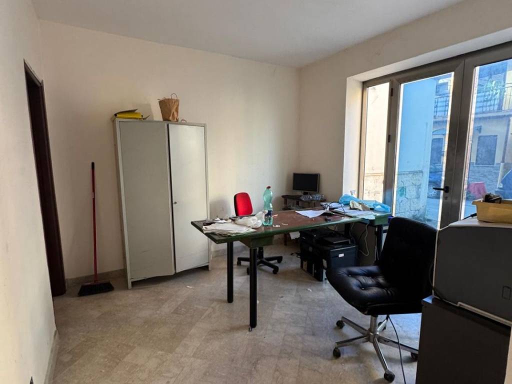 appartamento in vendita a Palermo in zona Politeama