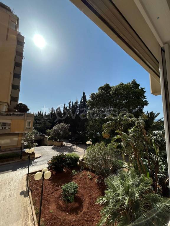 appartamento in vendita a Palermo in zona Libertà