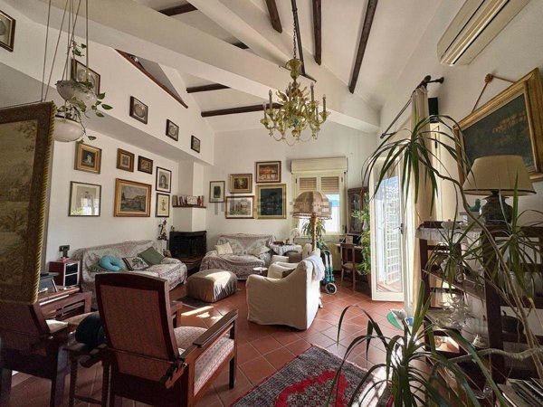 appartamento in vendita a Palermo in zona Libertà