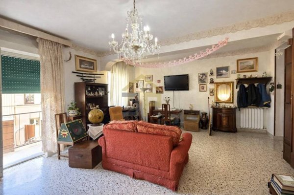 appartamento in vendita a Palermo in zona Montegrappa / Santa Rosalia