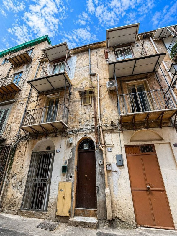 appartamento in vendita a Palermo in zona Centro storico