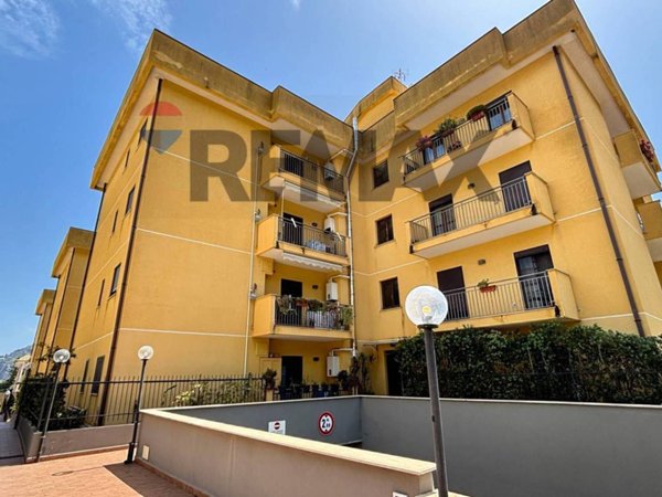 appartamento in vendita a Palermo in zona Tommaso Natale