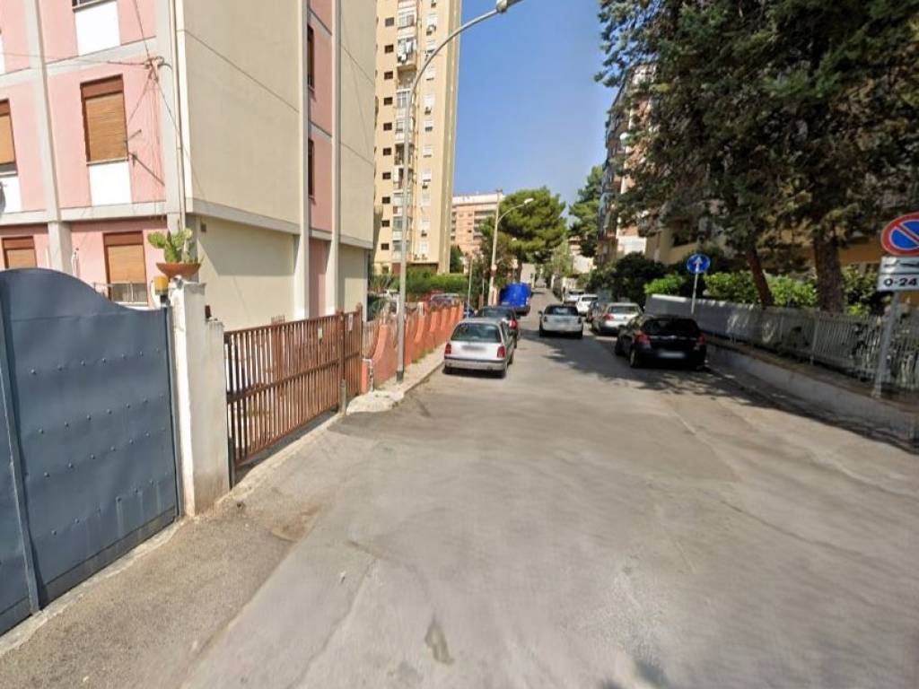 casa indipendente in vendita a Palermo in zona San Lorenzo