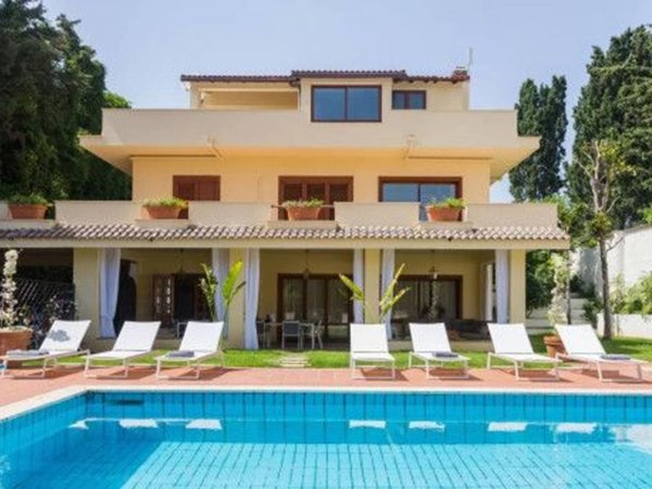 casa indipendente in vendita a Palermo in zona Pallavicino