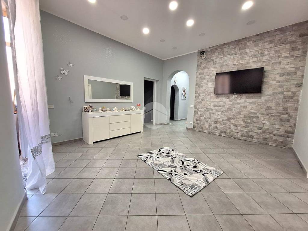 appartamento in vendita a Palermo in zona Chiavelli