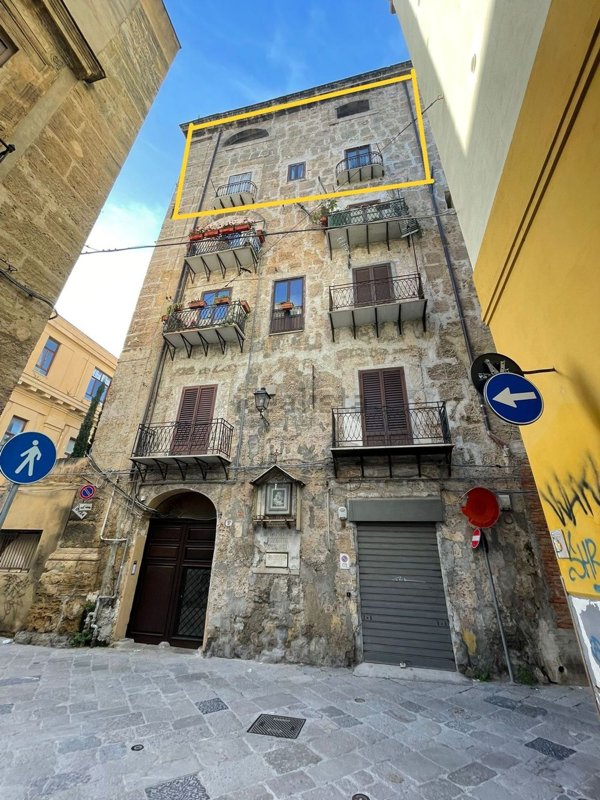 appartamento in vendita a Palermo in zona Centro storico